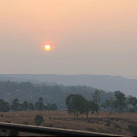 Inaya Bungalow Villa Panchgani Eksteriør bilde