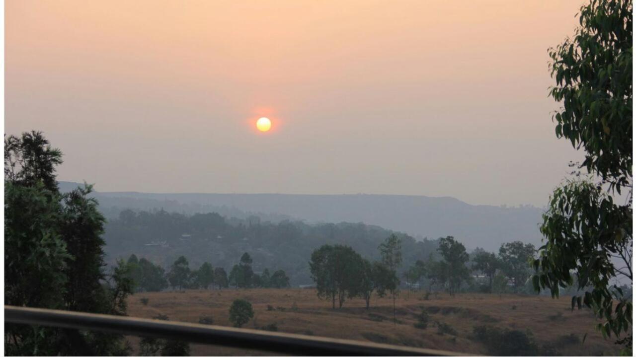 Inaya Bungalow Villa Panchgani Eksteriør bilde